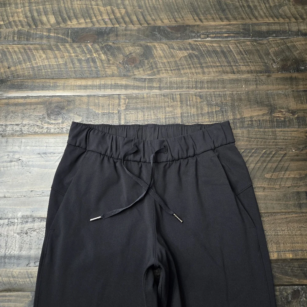 LULULEMON On The Fly Pants |‎ 4